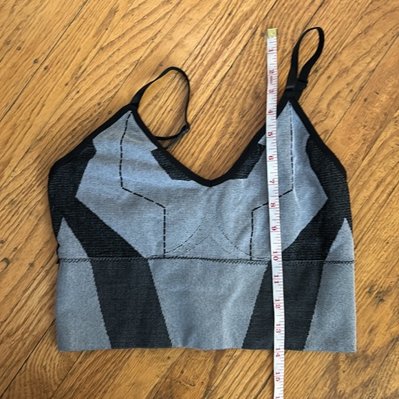 Sports bra - Picture 6 of 6